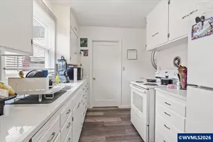 1735 Market St NE, Salem, OR 97301 - Photo 17