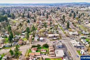 1735 Market St NE, Salem, OR 97301 - Photo 11