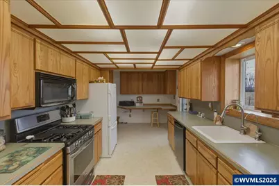 31179 Willoway Dr SW, Albany, OR 97321 - Photo 11