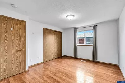 351 Elma Ct NE, Salem, OR 97301 - Photo 17