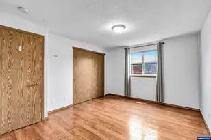 351 Elma Ct NE, Salem, OR 97301 - Photo 17