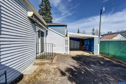 111 Madison St NE, Albany, OR 97321 - Photo 31