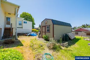 204 N 3rd St, Jefferson, OR 97352 - Photo 31