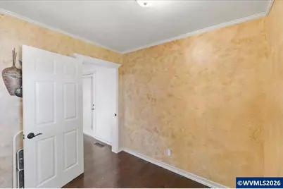 204 N 3rd St, Jefferson, OR 97352 - Photo 23
