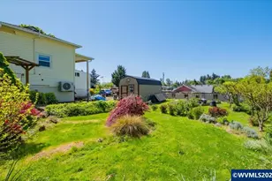 204 N 3rd St, Jefferson, OR 97352 - Photo 27