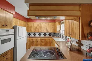 2718 Columbus St SE, Albany, OR 97322 - Photo 15