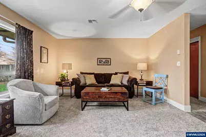 2718 Columbus St SE, Albany, OR 97322 - Photo 7