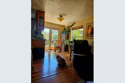 355 N 13th St, Philomath, OR 97370 - Photo 3