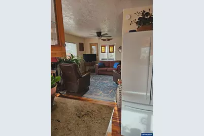 355 N 13th St, Philomath, OR 97370 - Photo 9