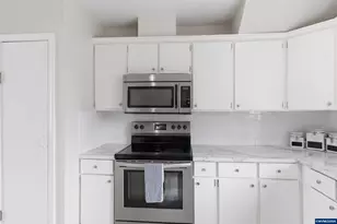 395 22nd St SE, Salem, OR 97301 - Photo 11