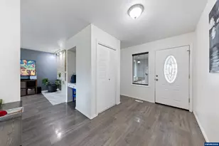 160 Oak Ln, Lebanon, OR 97355 - Photo 5