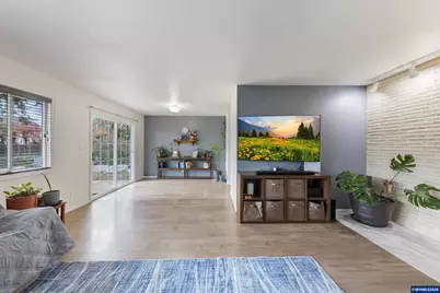 160 Oak Ln, Lebanon, OR 97355 - Photo 9