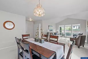 252 Carnelia St SE, Salem, OR 97306 - Photo 15