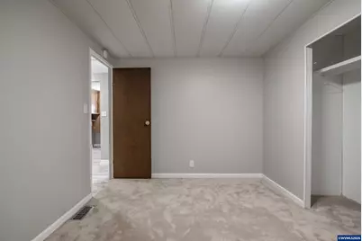 38611 Century Dr NE, Albany, OR 97322 - Photo 21