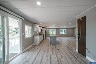 38611 Century Dr NE, Albany, OR 97322 - Photo 23