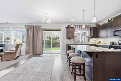 1301 Sunflower St, Woodburn, OR 97071 - Photo 11