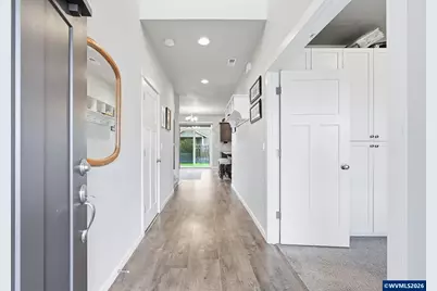 1301 Sunflower St, Woodburn, OR 97071 - Photo 7