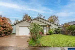 2736 S 12th St, Lebanon, OR 97355 - Photo 1