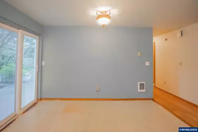 2736 S 12th St, Lebanon, OR 97355 - Photo 9