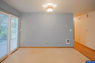 2736 S 12th St, Lebanon, OR 97355 - Photo 9