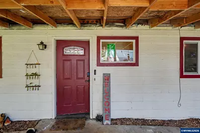 318 Westfield St, Silverton, OR 97381 - Photo 3