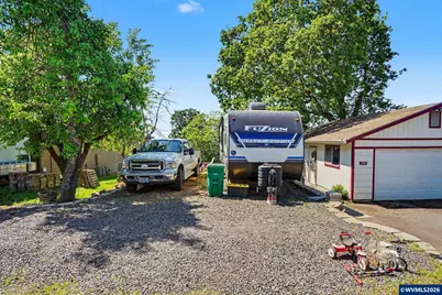 318 Westfield St, Silverton, OR 97381 - Photo 43