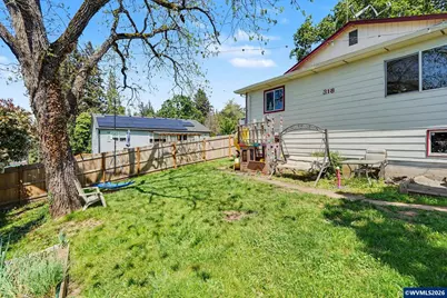 318 Westfield St, Silverton, OR 97381 - Photo 39