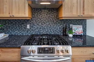 1640 Filbert Av NW, Albany, OR 97321 - Photo 19