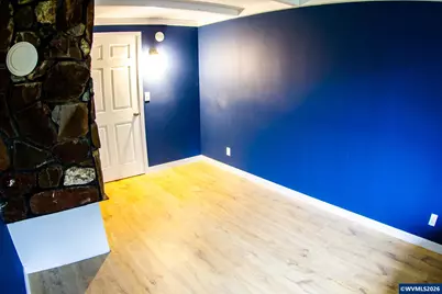 411 Upper Terrace Dr, Glide, OR 97443 - Photo 11