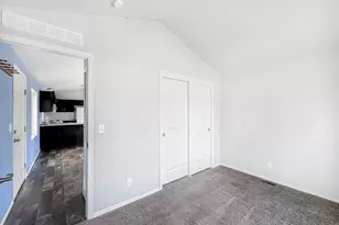 300 SE Goodnight Av, Corvallis, OR 97333 - Photo 9