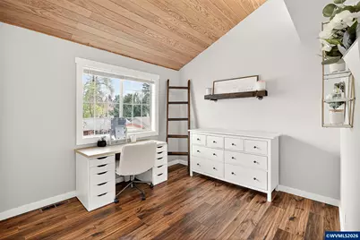 810 Valleywood Dr SE, Salem, OR 97306 - Photo 15