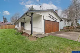 1411 NE Evans St, McMinnville, OR 97128 - Photo 5