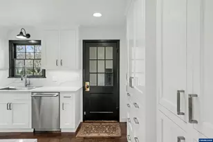 3306 NW Tyler Ave, Corvallis, OR 97330 - Photo 15