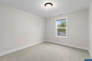 1643 York Butte Ave SE, Salem, OR 97306 - Photo 39