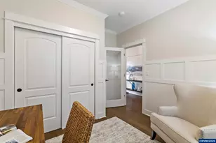 1643 York Butte Ave SE, Salem, OR 97306 - Photo 9