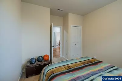 2943 NW Corktree Ln, Albany, OR 97321 - Photo 9