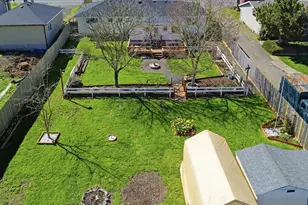 3795 Spicer Dr SE, Albany, OR 97322 - Photo 9