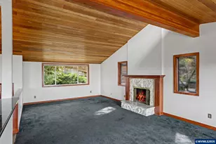 875 Caroline St S, Salem, OR 97302 - Photo 5