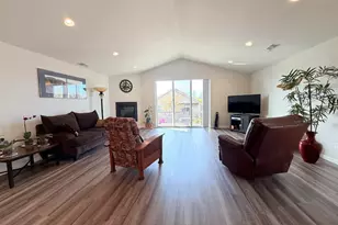 2107 SE Academy St, Dallas, OR 97338 - Photo 15