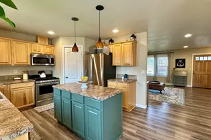 3434 Bald Eagle Dr, Lebanon, OR 97355 - Photo 7