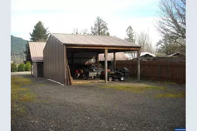 4850 NW Crescent Valley Dr, Corvallis, OR 97330 - Photo 11