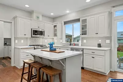 555 Yapa Dr, Silverton, OR 97381 - Photo 9