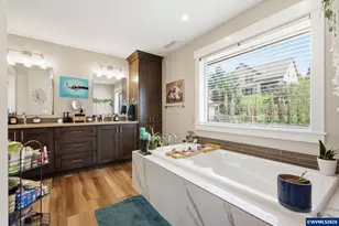 808 Northpoint Lp, Brownsville, OR 97327 - Photo 23