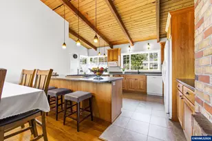 4064 Barrett St S, Salem, OR 97302 - Photo 9