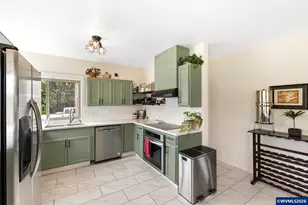 1336 NE Evans St, McMinnville, OR 97128 - Photo 19