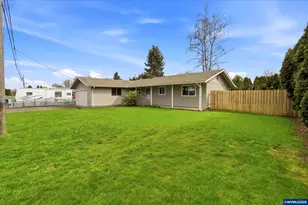 1710 Dearborn Ave NE, Keizer, OR 97303 - Photo 3
