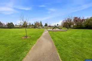 1710 Dearborn Ave NE, Keizer, OR 97303 - Photo 29