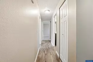 1710 Dearborn Ave NE, Keizer, OR 97303 - Photo 19