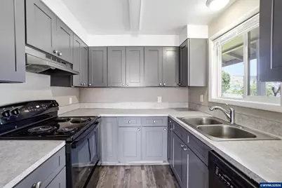 1710 Dearborn Av NE, Keizer, OR 97303 - Photo 15