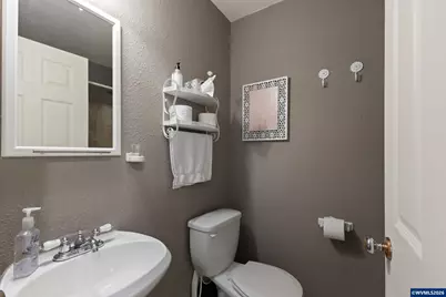 776 Judson St SE, Salem, OR 97302 - Photo 25